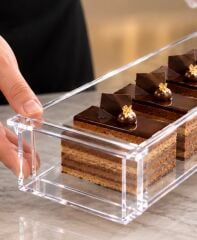 Yandan Kapaklı Şeffaf Tiramisu ve Baton Pasta Kutusu 35x8x8
