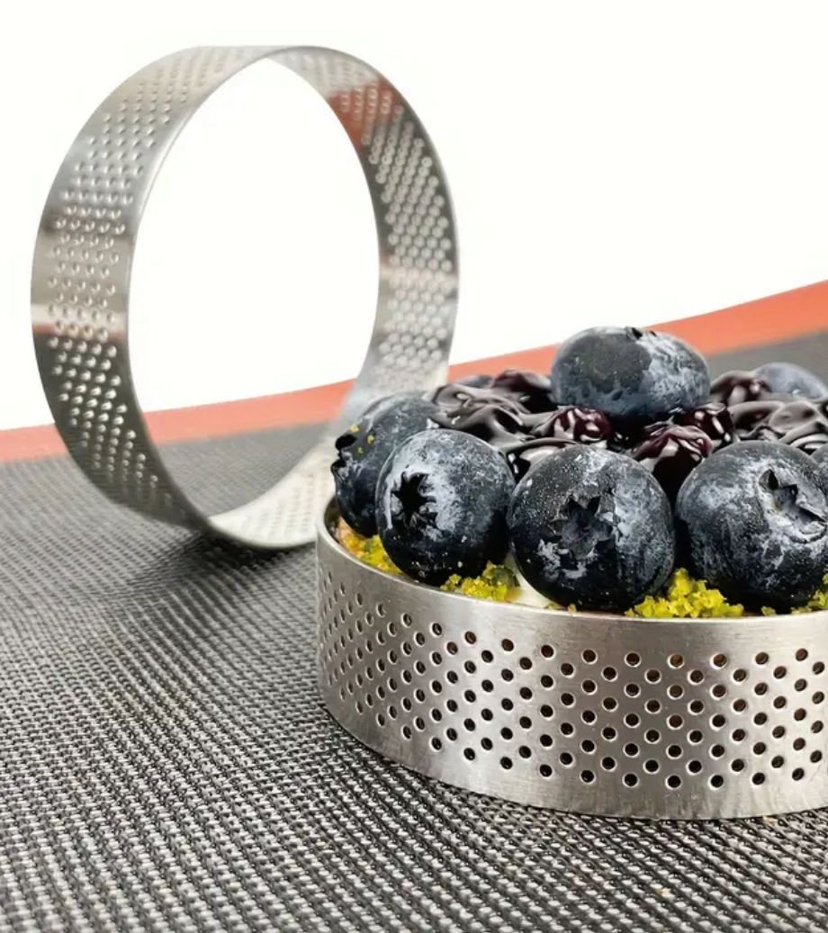 Pasta Çemberi Pandispanya Yuvarlak Delikli 2x8 cm