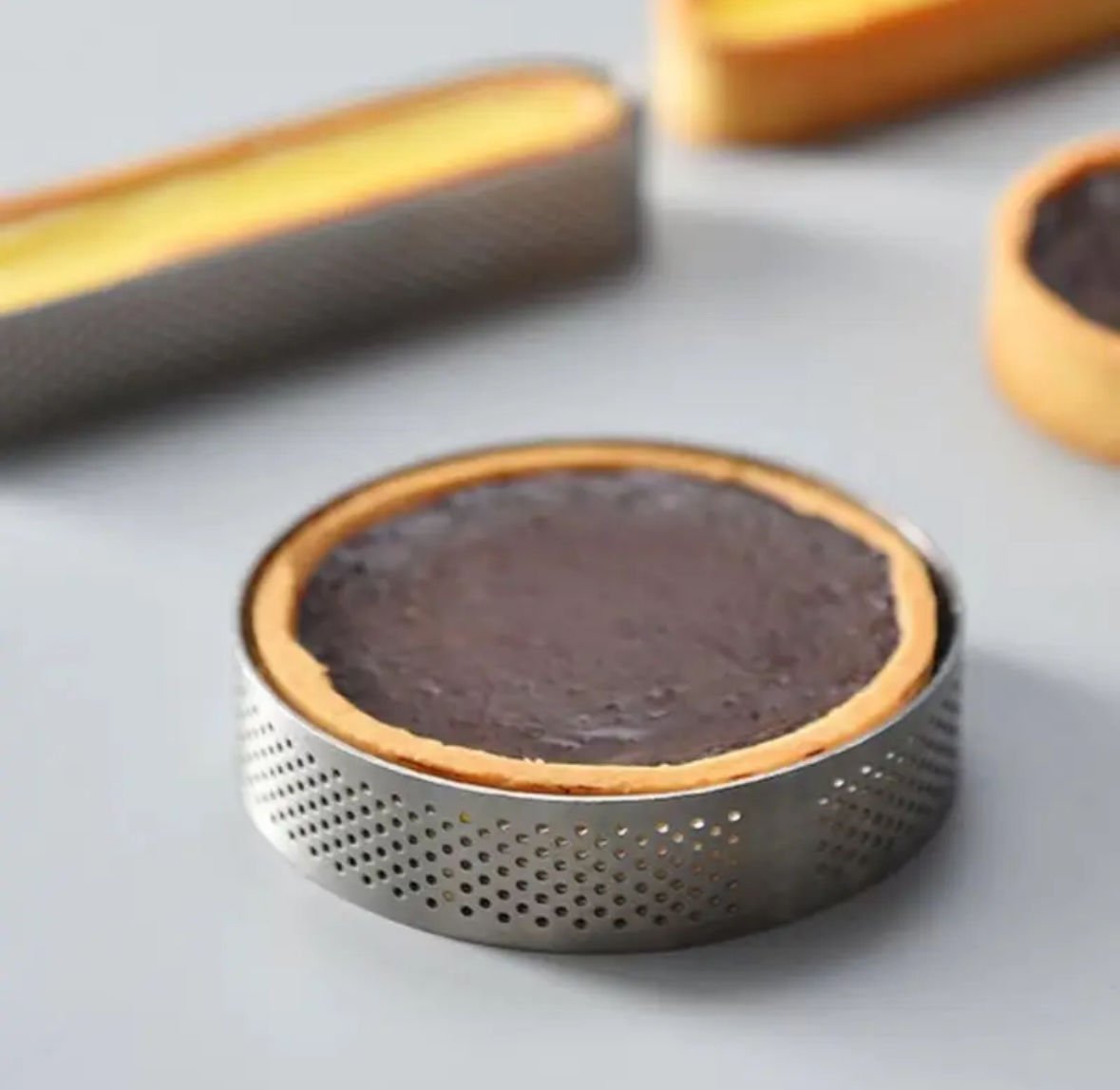 Pasta Çemberi Pandispanya Yuvarlak Delikli 2,5x10 cm