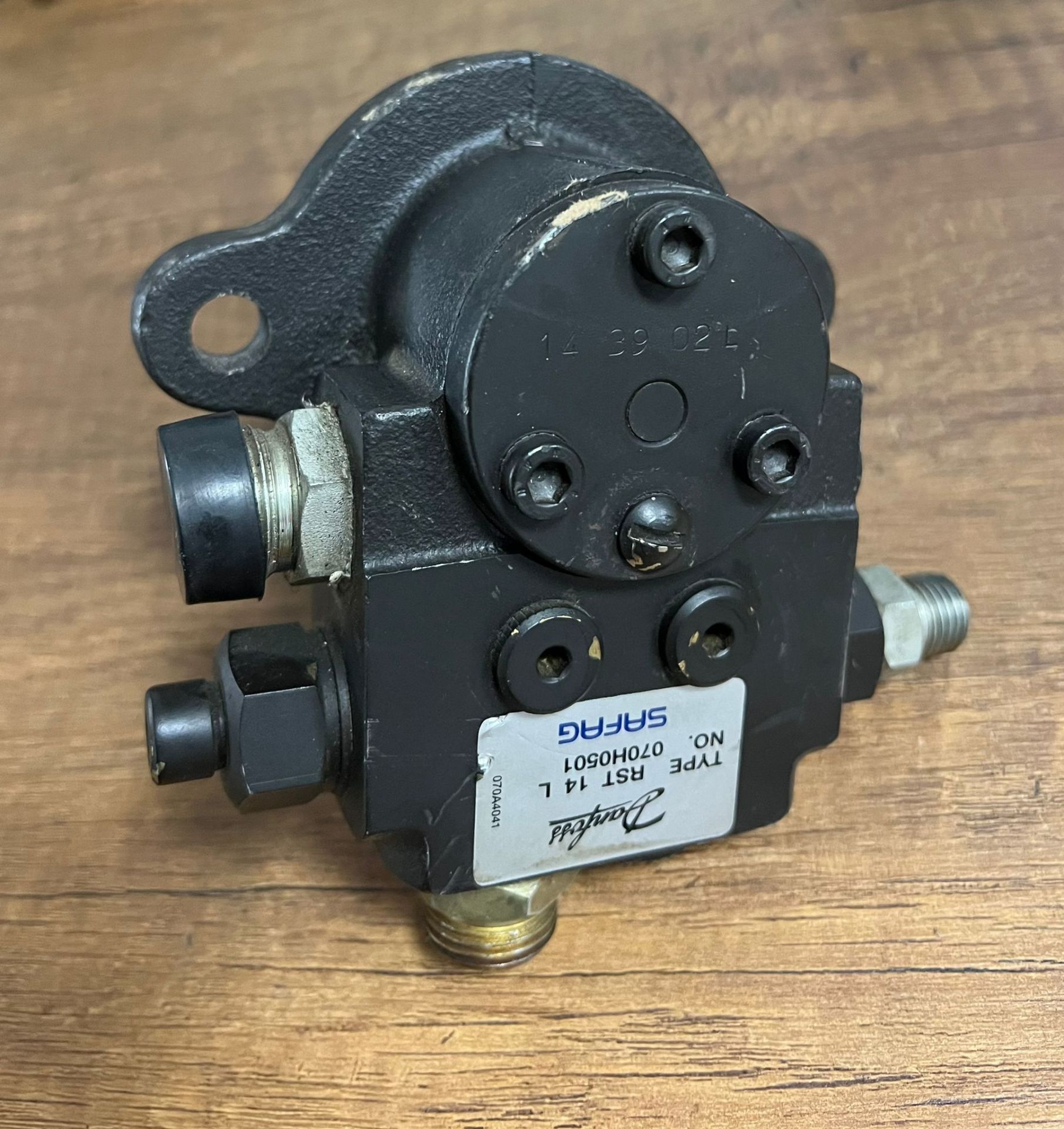 Danfoss Yakıt Pompası RST 14 L
