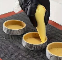 Pasta Çemberi Pandispanya Yuvarlak Delikli 2,5x7 cm